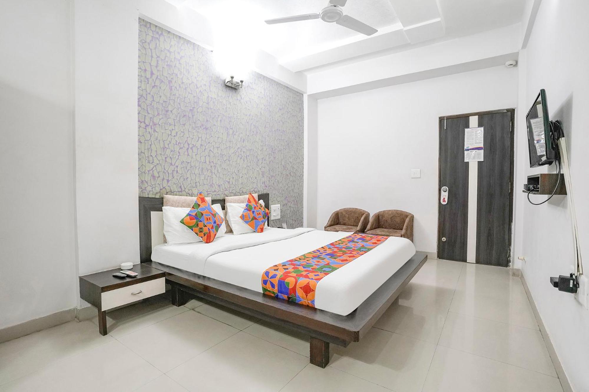 Fabhotel Skylon, Near Mahatma Mandir Gandhinagar Exterior foto